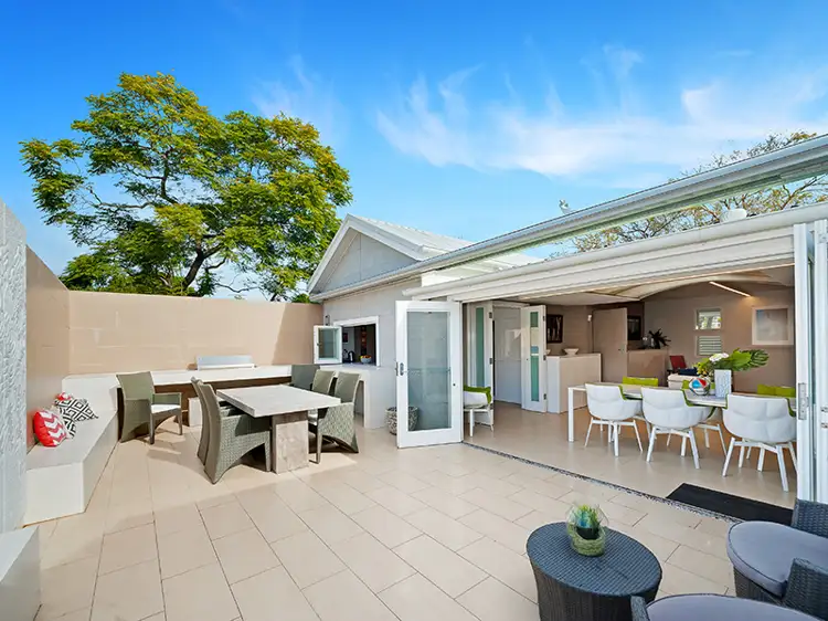 2 Henley Street, Lane Cove West NSW 2066