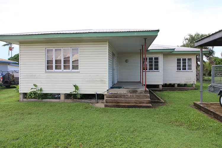 25 Melbourne Street, Ayr QLD 4807