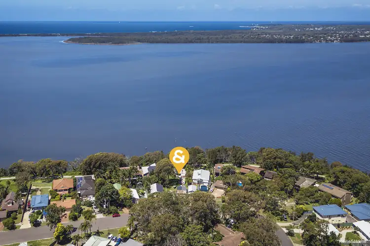 122 Buff Point Ave, Buff Point NSW 2262