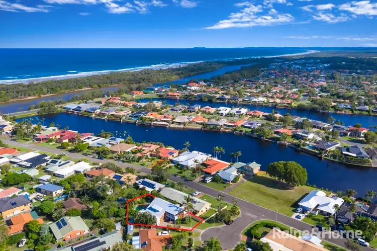Second view of Homely house listing, 6 Beatrice Court, Pottsville NSW 2489