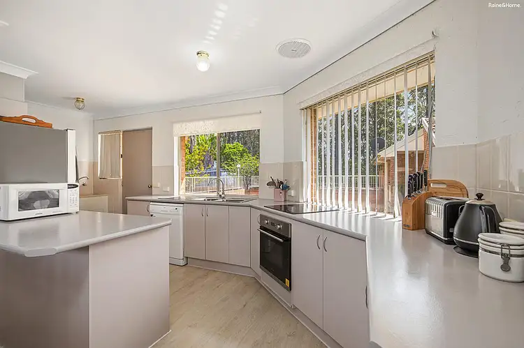 Fourth view of Homely unit listing, 2/70 Cook Avenue, Surf Beach NSW 2536