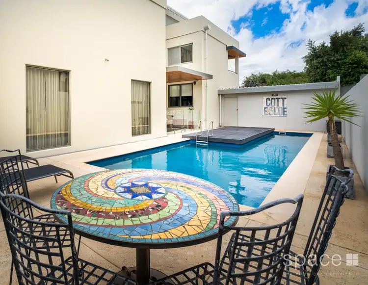 Sixth view of Homely house listing, 2 Ackland Way, Cottesloe WA 6011