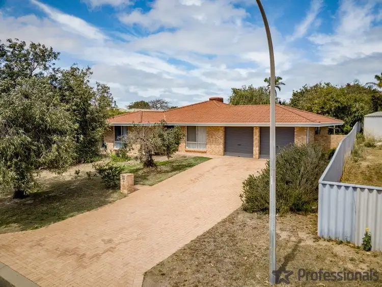 Second view of Homely house listing, 17 Glengarry Court, Mount Tarcoola WA 6530