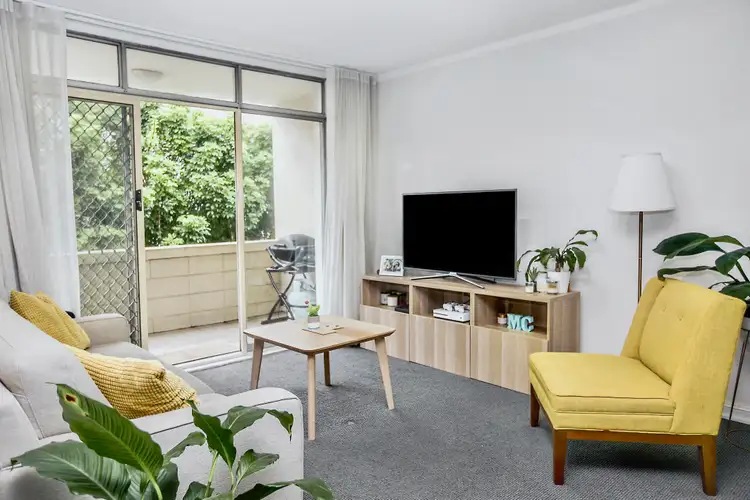 17/15 Wallis Parade, North Bondi NSW 2026