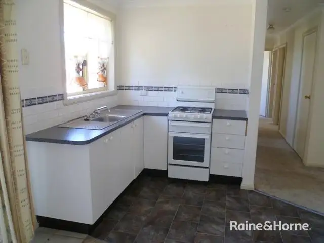 Fourth view of Homely house listing, 3 Darcy Place, Orange NSW 2800