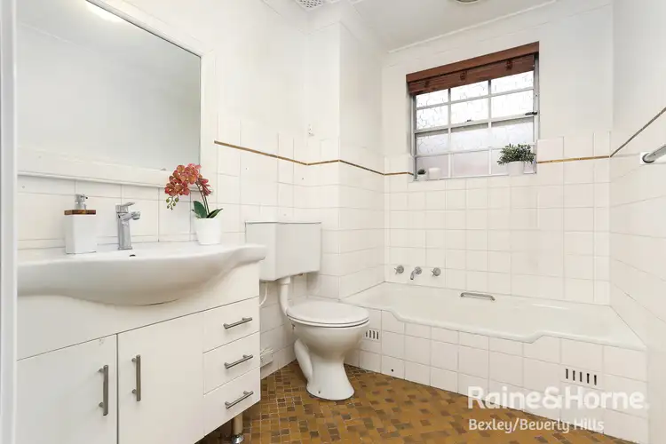 Fifth view of Homely unit listing, 4/11-13 Harrow Road, Bexley NSW 2207