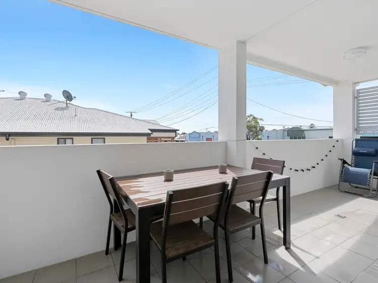 Main view of Homely unit listing, 5/3 BESHAM PARADE, Wynnum QLD 4178