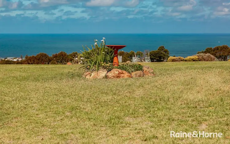67 Ferrier Drive, Victor Harbor SA 5211
