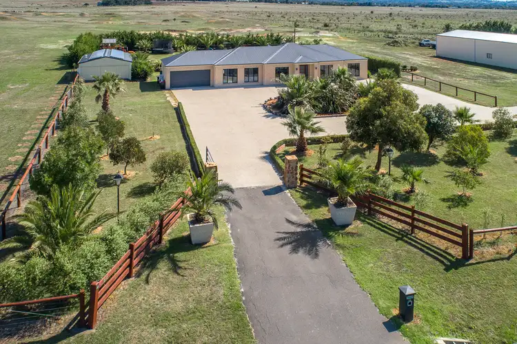 66 Trovatello Way, Riddells Creek VIC 3431