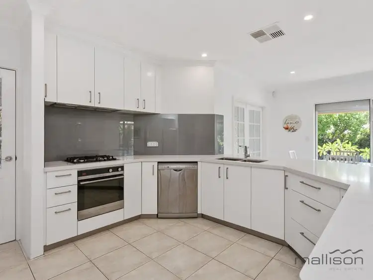 21 Stanley Grove, Winthrop WA 6150