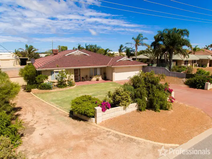 Second view of Homely house listing, 16 Waratah Court, Strathalbyn WA 6530