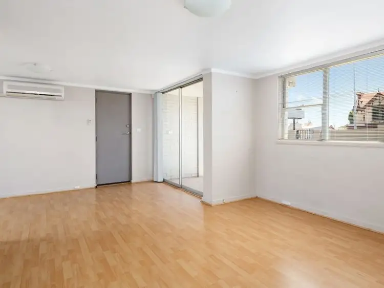 Fifth view of Homely unit listing, 1/25 Hannan Street, Kalgoorlie WA 6430