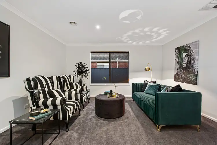 Third view of Homely house listing, 31 Stringy Bark Circuit, Pakenham VIC 3810