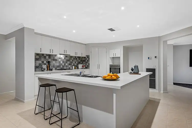 Sixth view of Homely house listing, 31 Stringy Bark Circuit, Pakenham VIC 3810