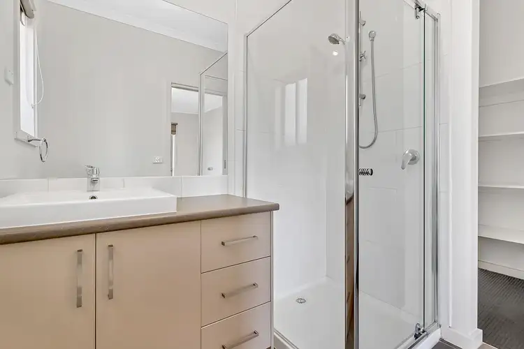 Sixth view of Homely house listing, 20 Crosskeys Road, Craigieburn VIC 3064