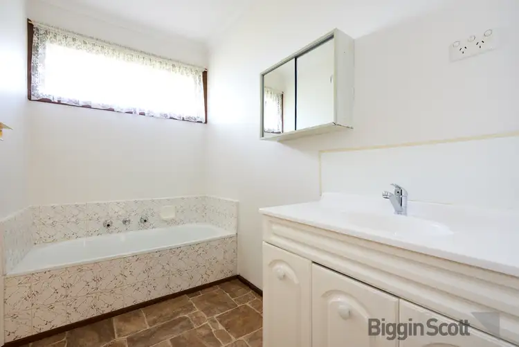 Fifth view of Homely house listing, 4 Riverview Crescent, Eumemmerring VIC 3177