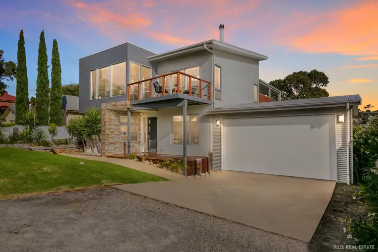 15 Ridge Avenue, Encounter Bay SA 5211