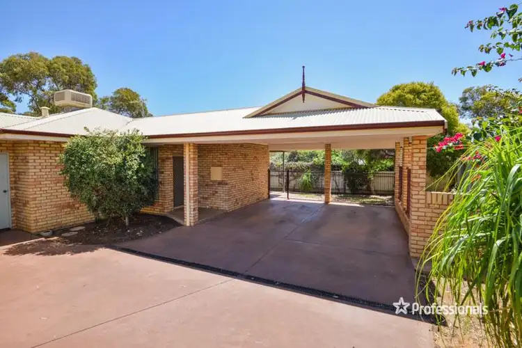 2B Kunanalling Avenue, Hannans WA 6430