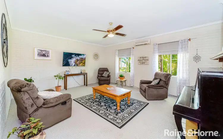 19 Waratah Avenue, Yamba NSW 2464