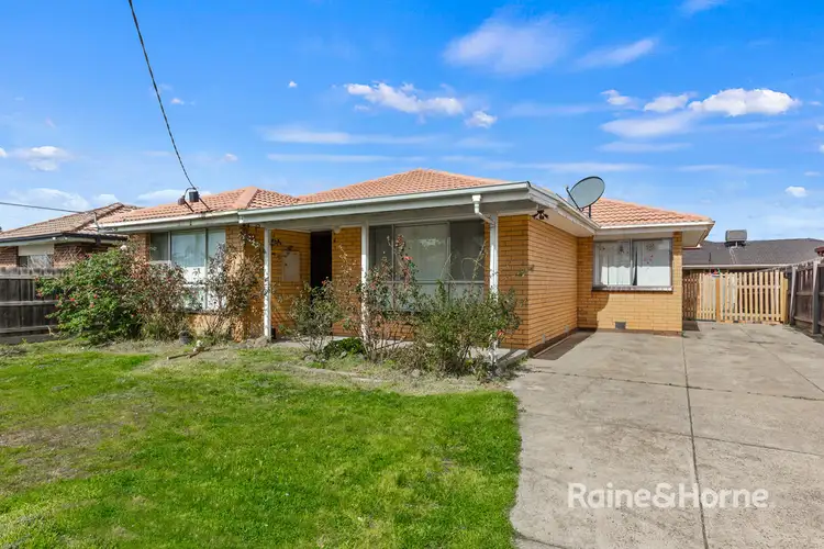13 CAMELIA STREET, Kings Park VIC 3021