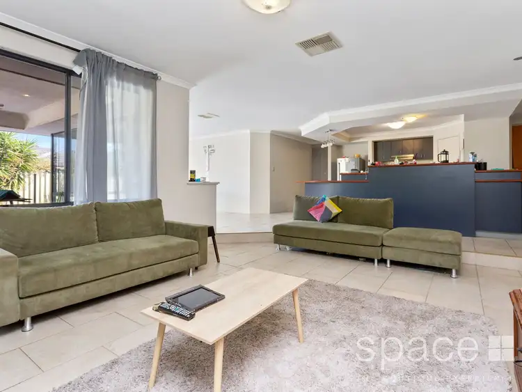 Third view of Homely house listing, 42 Blue Mountain Circuit, Aubin Grove WA 6164