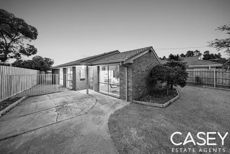 37 Bernborough Avenue, Cranbourne West VIC 3977