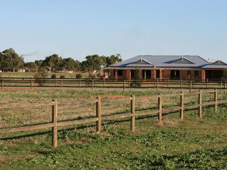Lot 270 Eastlyn Drive, Deepdale WA 6532