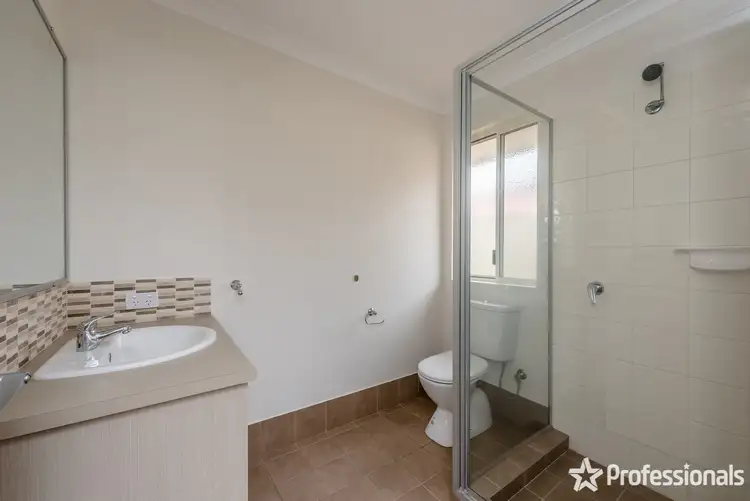 Sixth view of Homely house listing, 2 / 41 Blencowe Road, Utakarra WA 6530