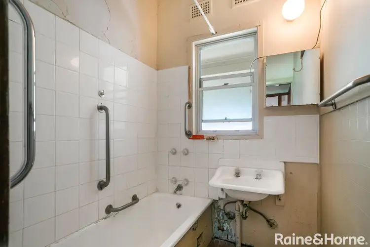 Seventh view of Homely house listing, 10 Bruce Street, Tamworth NSW 2340