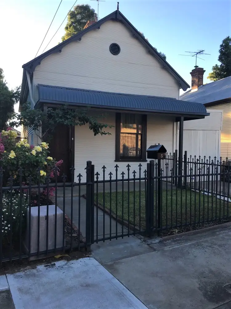 5 Canning Street