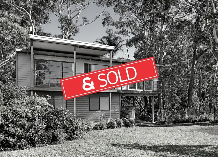10 Table Top Road, North Avoca NSW 2260
