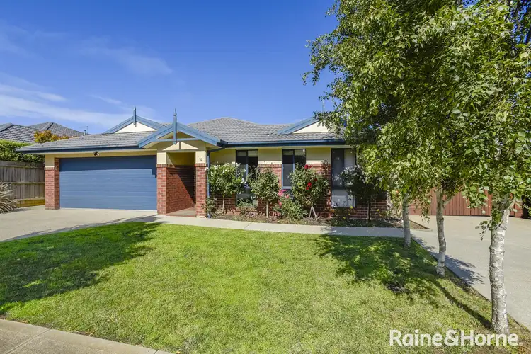 10 Octagonal Court, New Gisborne VIC 3438