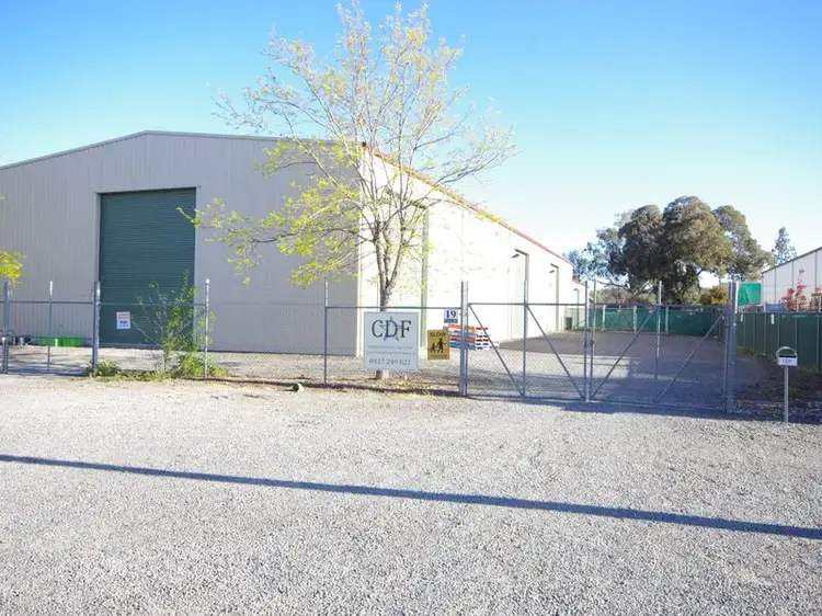 19 Cowra Road, Cowra NSW 2794
