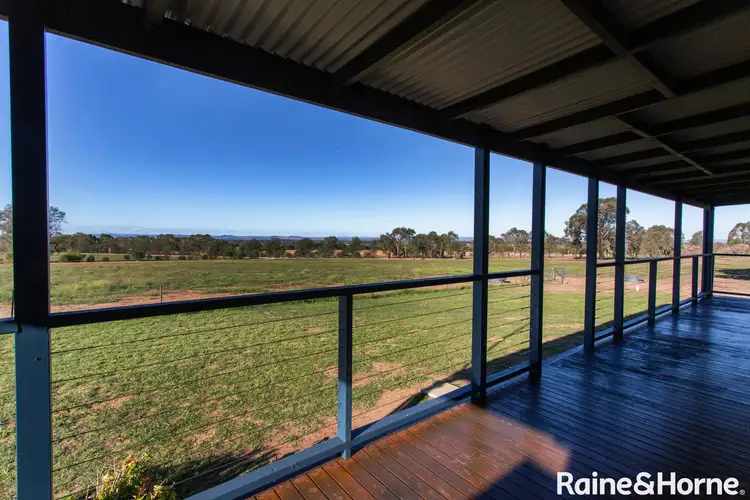 121A Moss Road, Cowra NSW 2794