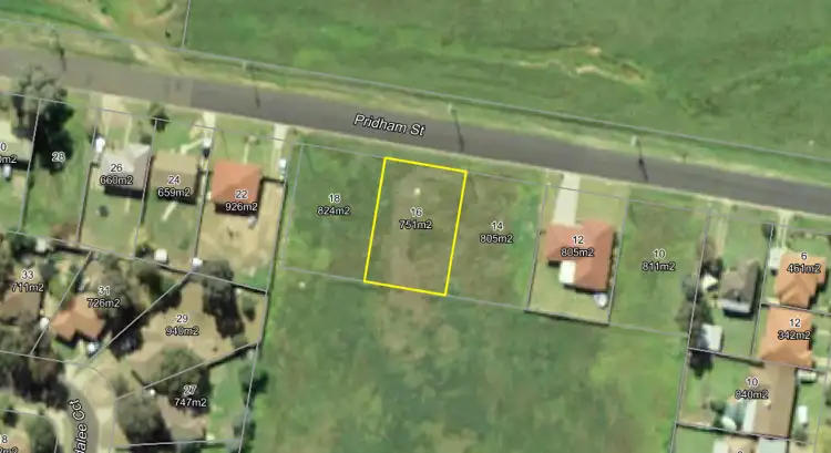 16 Pridham Street, Cowra NSW 2794