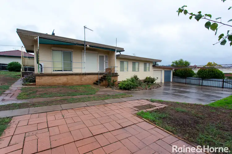 31 Dowell Street, Cowra NSW 2794
