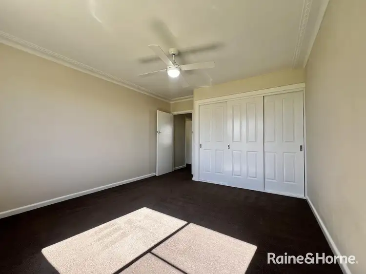 Fifth view of Homely unit listing, 2/310 Armidale Road, Tamworth NSW 2340