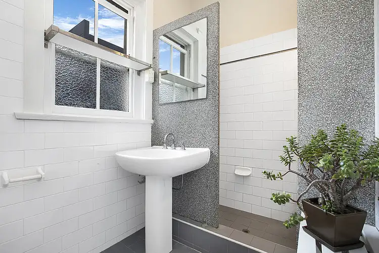 Sixth view of Homely apartment listing, 3/16 Consett Avenue, Bondi Beach NSW 2026