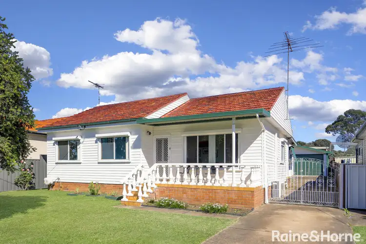 9 Day St, Colyton NSW 2760