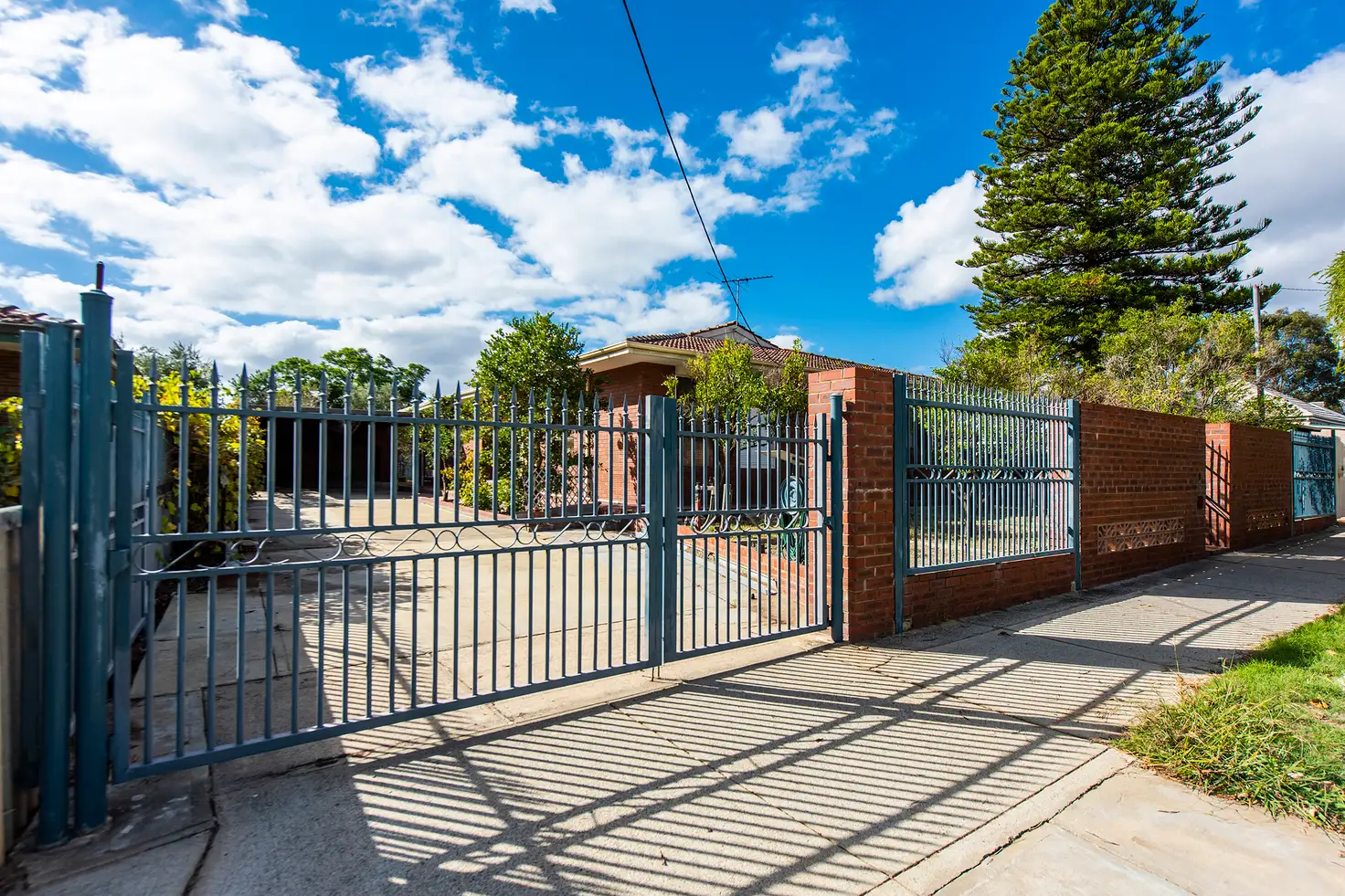 Main view of Homely house listing, 14 Montreal Road, Woodbridge WA 6056