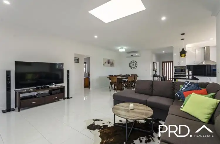 Fifth view of Homely house listing, 10 Sorrento Drive, Bargara QLD 4670