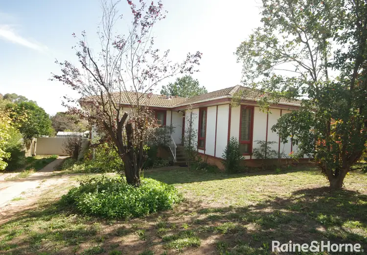 10 Morilla Street, Cowra NSW 2794