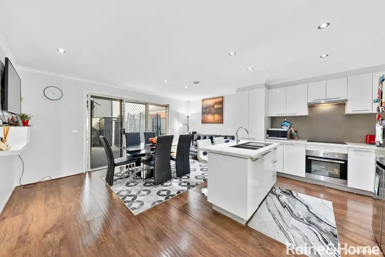 Fifth view of Homely townhouse listing, 5/4 Landers Court, Caroline Springs VIC 3023