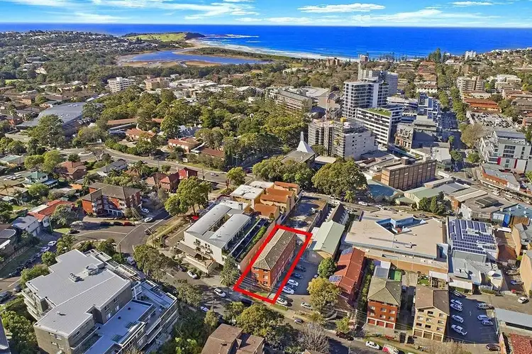 Second view of Homely apartment listing, 3/11 Francis Street, Dee Why NSW 2099