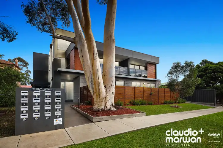 102A/19 South Street, Hadfield VIC 3046