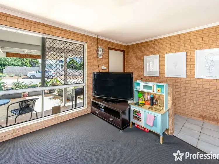Sixth view of Homely house listing, 1 Cramer Court, Mount Tarcoola WA 6530