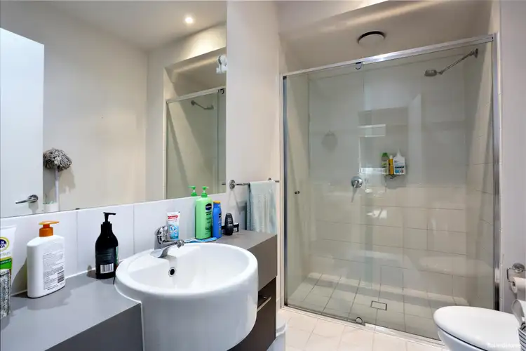 Fifth view of Homely apartment listing, 1/5 Barries Place, Clifton Hill VIC 3068