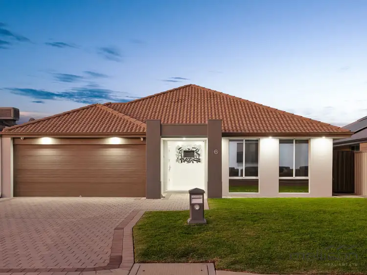 16 Goldfinch Bend, Harrisdale WA 6112