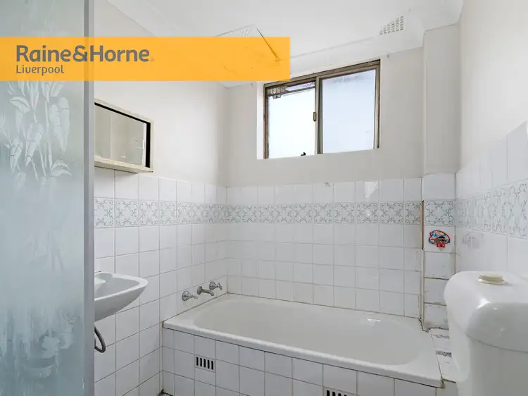 Sixth view of Homely unit listing, 8/76 Hamilton Road, Fairfield NSW 2165