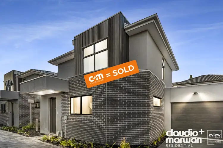 2/17 Margaret Street, Oak Park VIC 3046